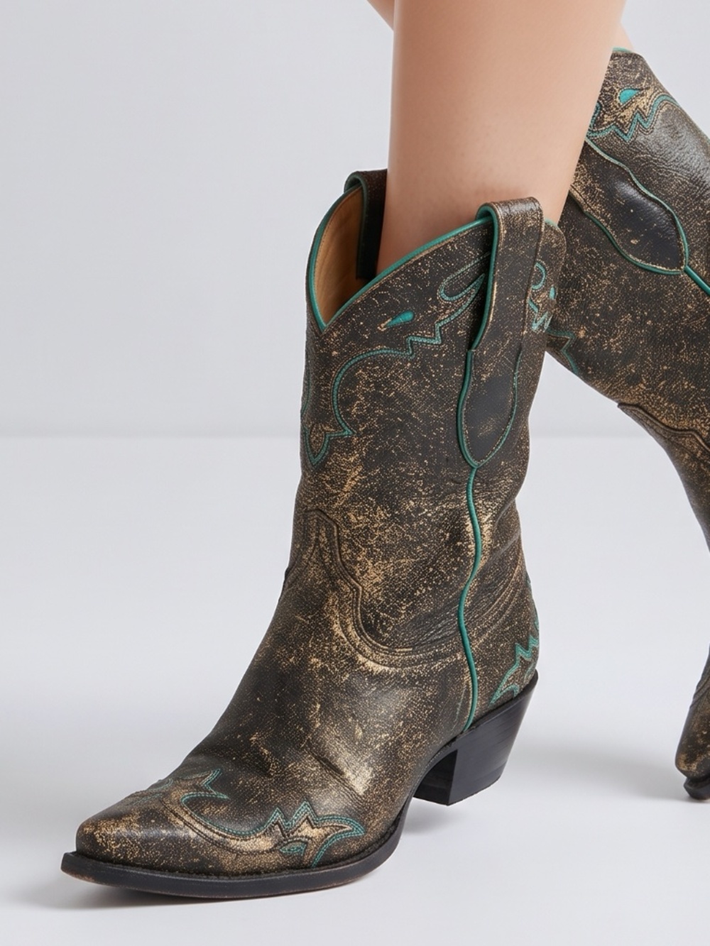 OLD GRINGO • Distressed Leather Turquoise Western Cowboy Boots 6.5